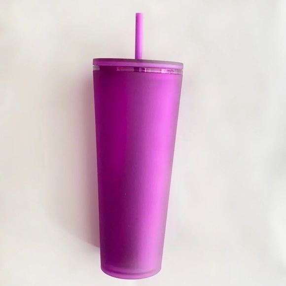 NWT 2022 release Starbucks venti 24 ounces soft touch purple tumbler - Picture 2 of 4